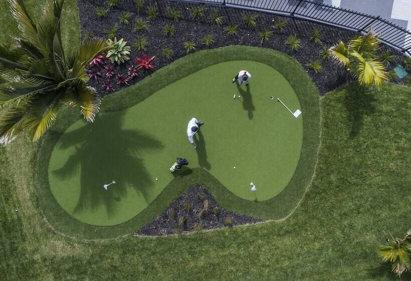 فندق Naumi  Auckland Airport