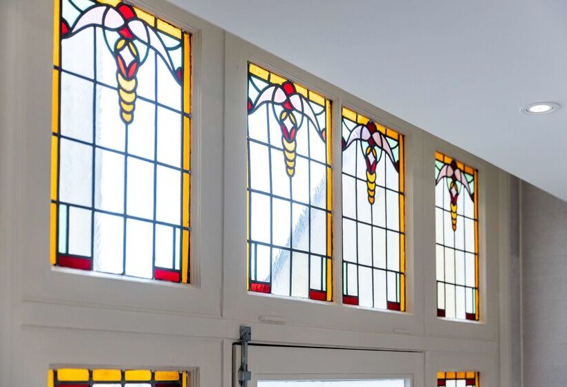 هتل NH Amsterdam Schiller