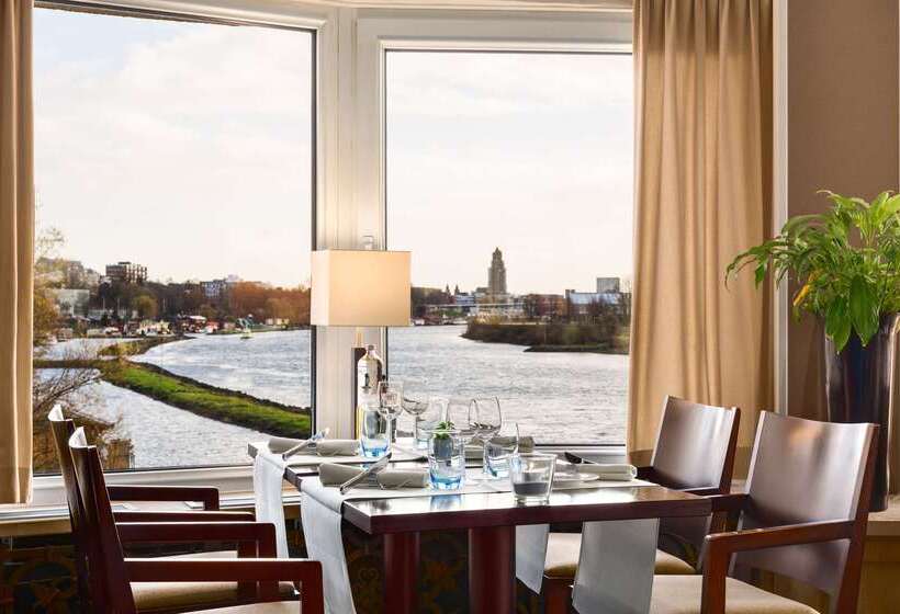 호텔 NH Arnhem Rijn