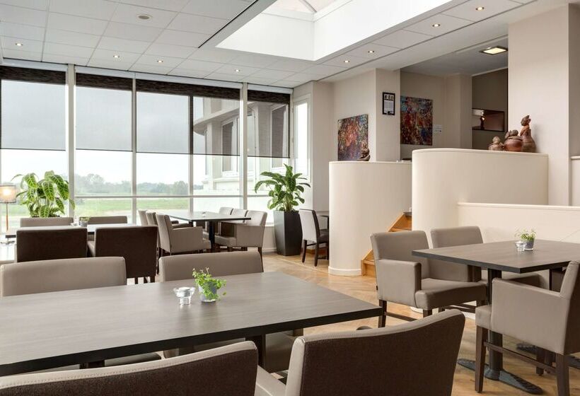 호텔 NH Arnhem Rijn