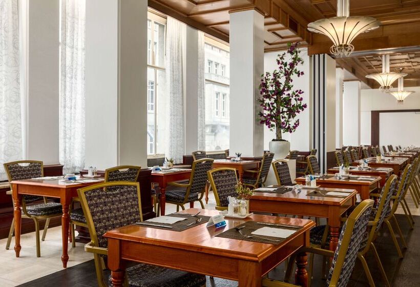 酒店 NH Atlanta Rotterdam