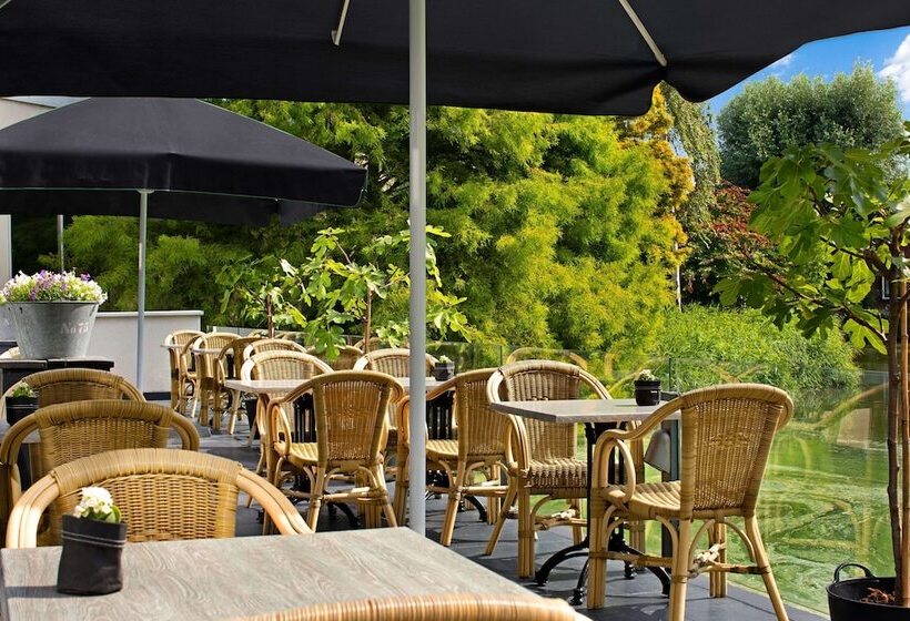 בית מלון כפרי NH Capelle Rotterdam