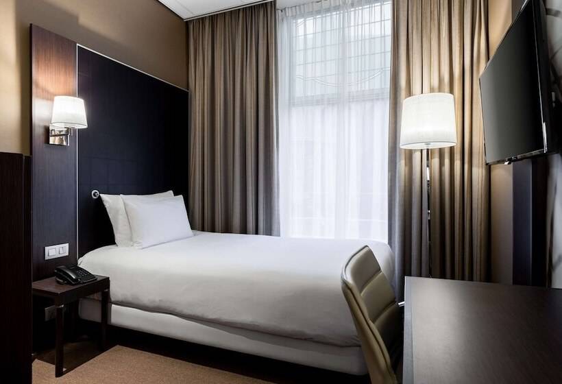 בית מלון כפרי NH Centre Utrecht