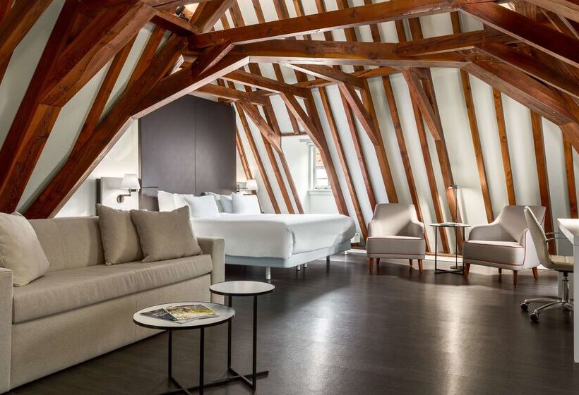 בית מלון כפרי NH Collection Amsterdam Barbizon Palace