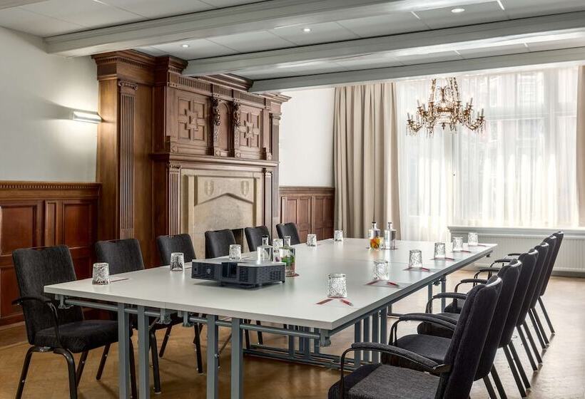 בית מלון כפרי NH Collection Amsterdam Barbizon Palace