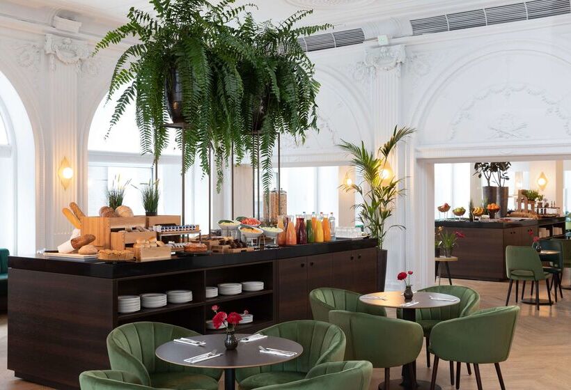 فندق NH Collection Amsterdam Flower Market