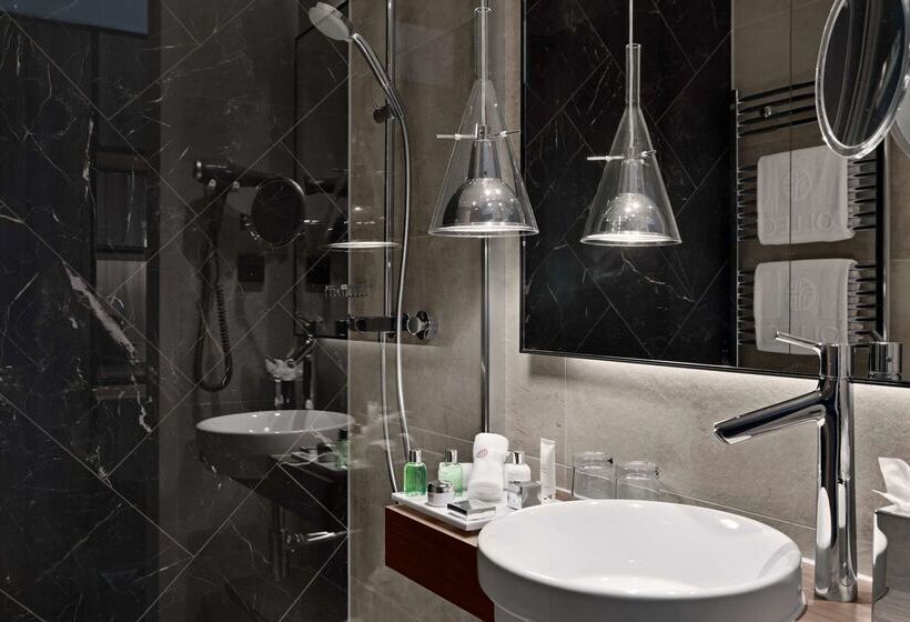 فندق NH Collection Amsterdam Flower Market