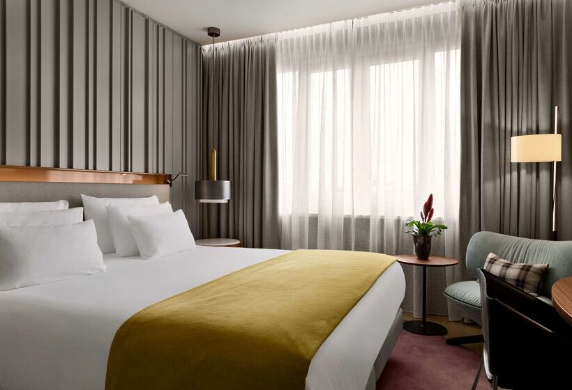 فندق NH Collection Amsterdam Flower Market