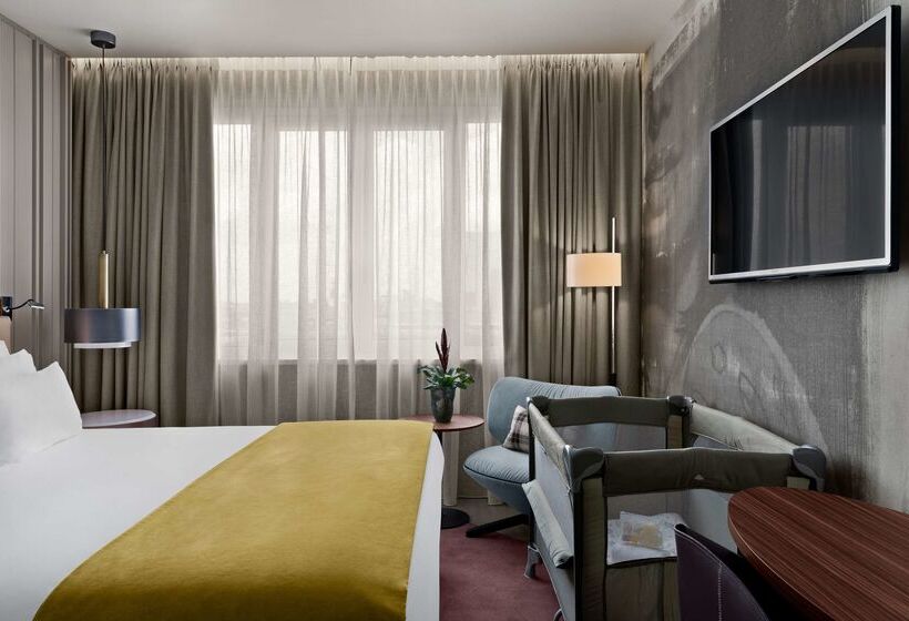 فندق NH Collection Amsterdam Flower Market