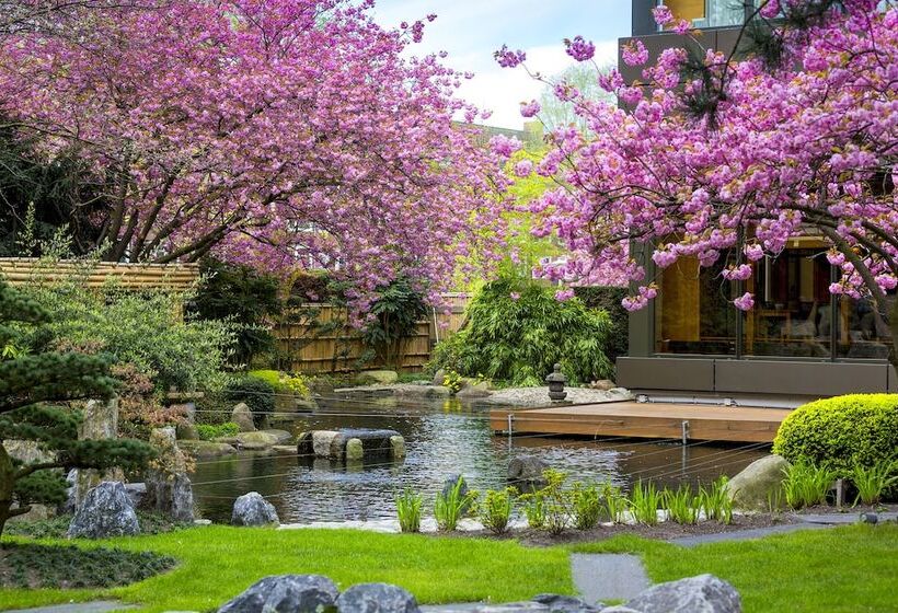 Okura Amsterdam – The Leading Hotels Of The World