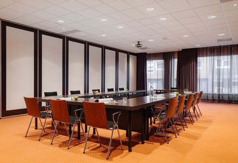 Oranje Hotel Leeuwarden