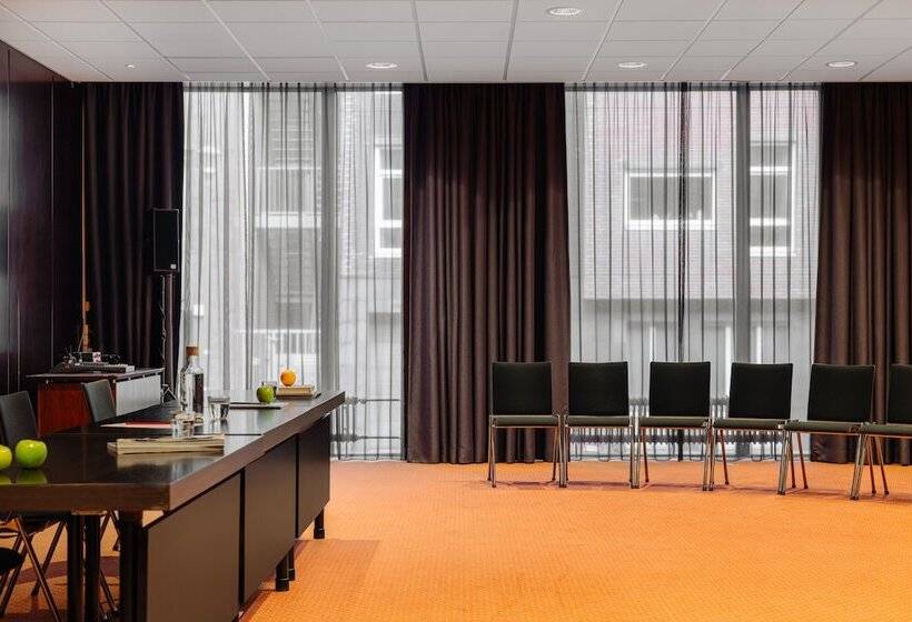 Oranje Hotel Leeuwarden