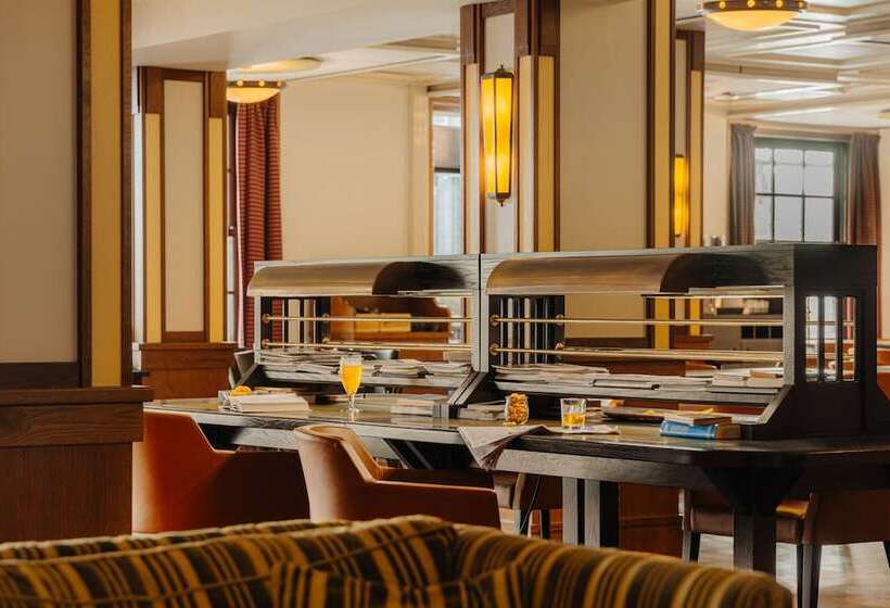 Oranje Hotel Leeuwarden