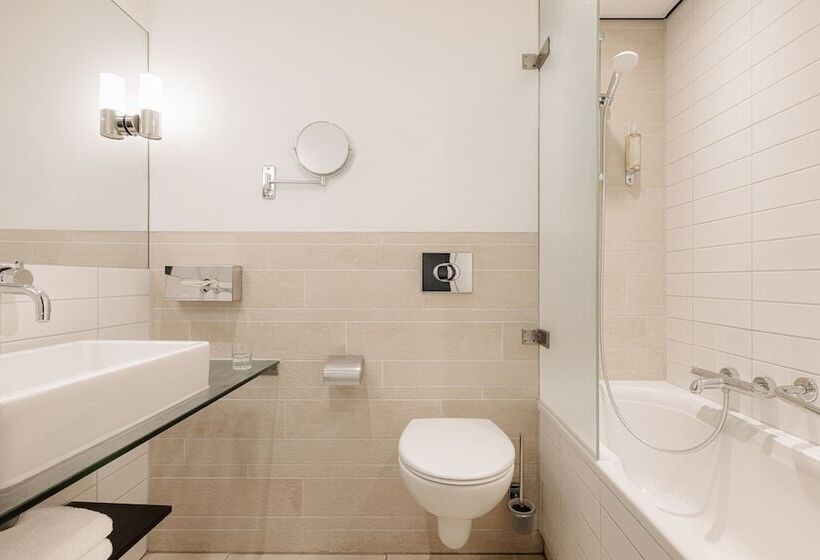 Oranje Hotel Leeuwarden