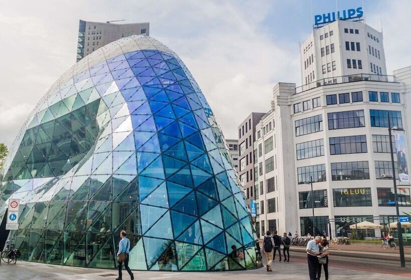 בית מלון כפרי Park Plaza Eindhoven