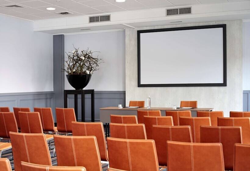 בית מלון כפרי Park Plaza Eindhoven