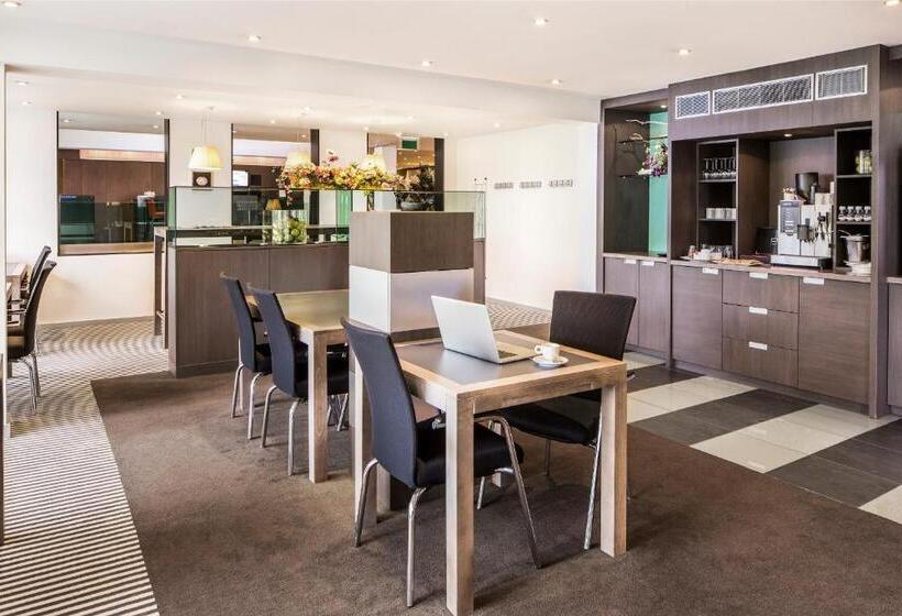 فندق Postillion Amersfoort Veluwemeer