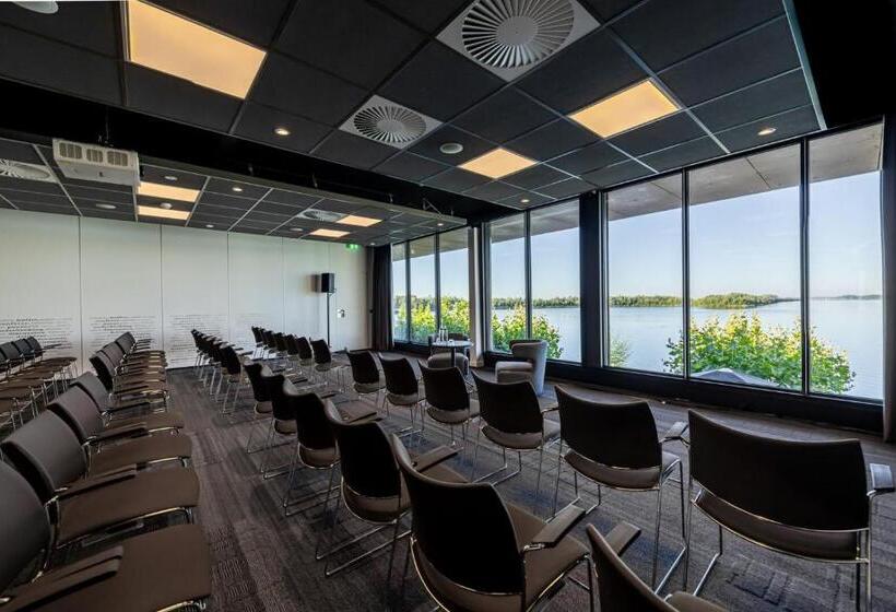 فندق Postillion Amersfoort Veluwemeer