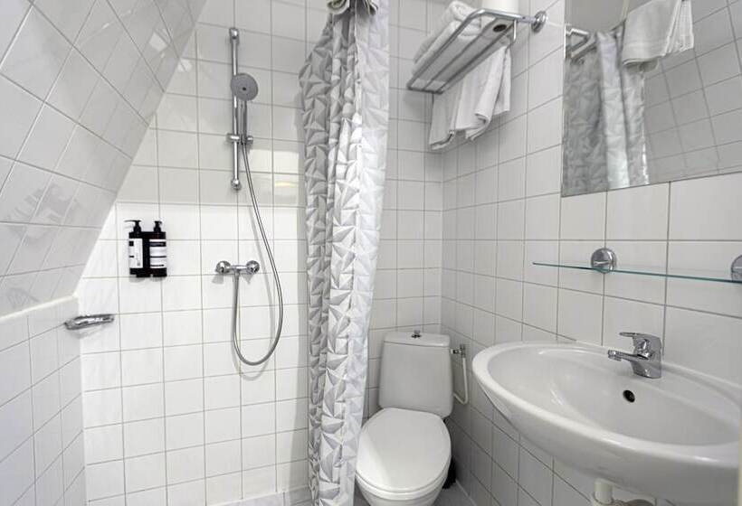 فندق Quentin England