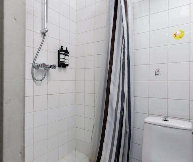 فندق Quentin England