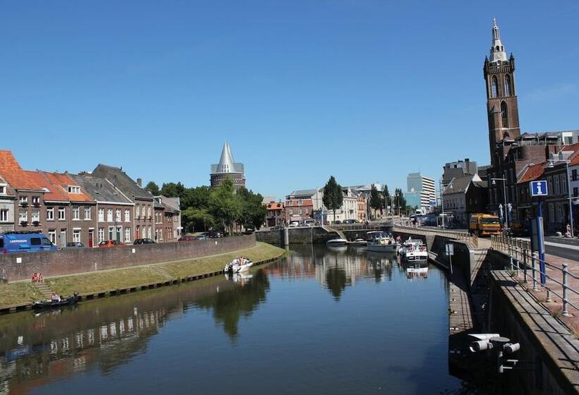 هتل Roermond