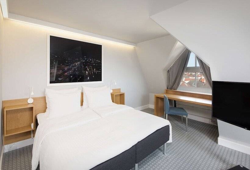 Отель Scandic Royal Stavanger