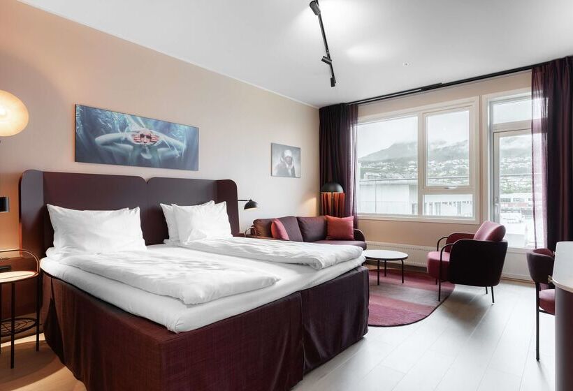 Scandic Sunnfjord Hotel & Spa