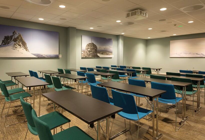 Scandic Sunnfjord Hotel & Spa