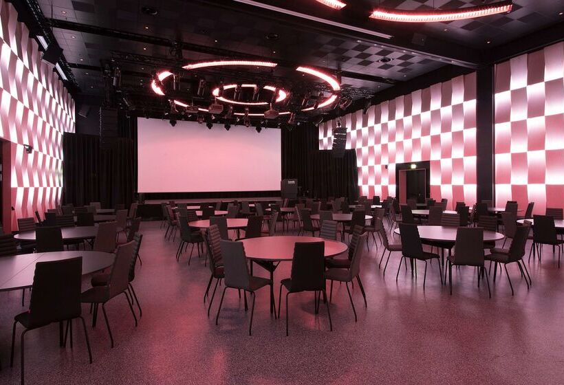 Scandic Sunnfjord Hotel & Spa