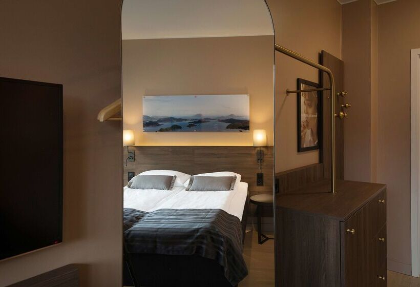 Scandic Sunnfjord Hotel & Spa