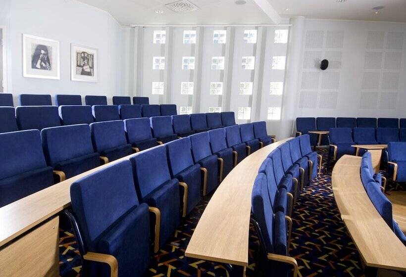 Scandic Sunnfjord Hotel & Spa