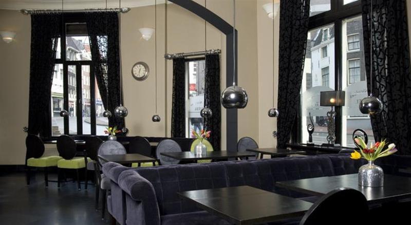 هتل Sint Nicolaas