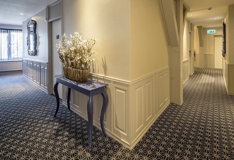 هتل Sint Nicolaas