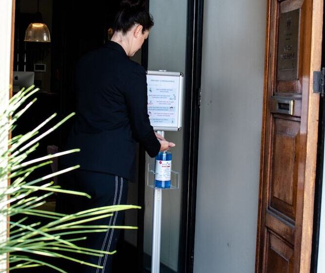 هتل Sint Nicolaas