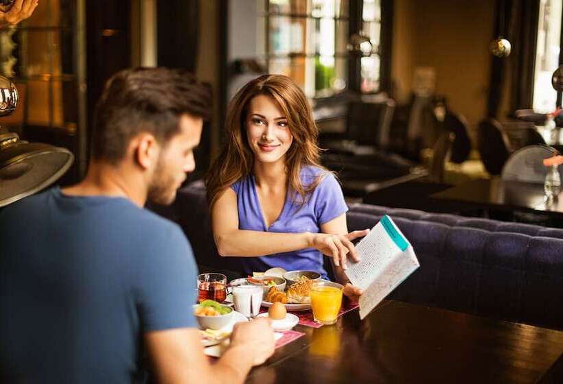 هتل Sint Nicolaas