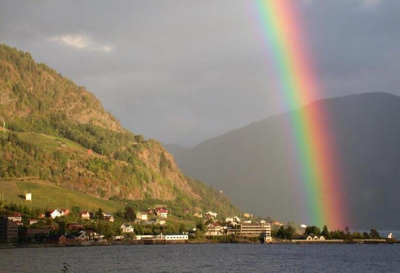 בית מלון כפרי Sognefjord