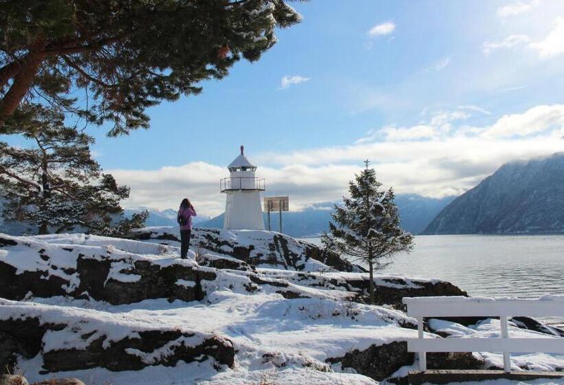 בית מלון כפרי Sognefjord