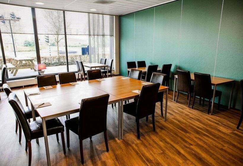 هتل Ten Cate Emmen