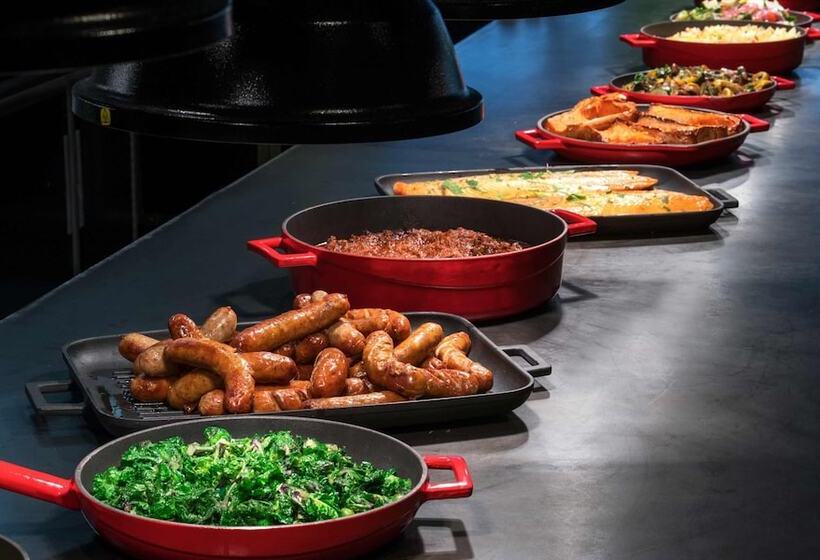 Thon Hotel Bergen Airport