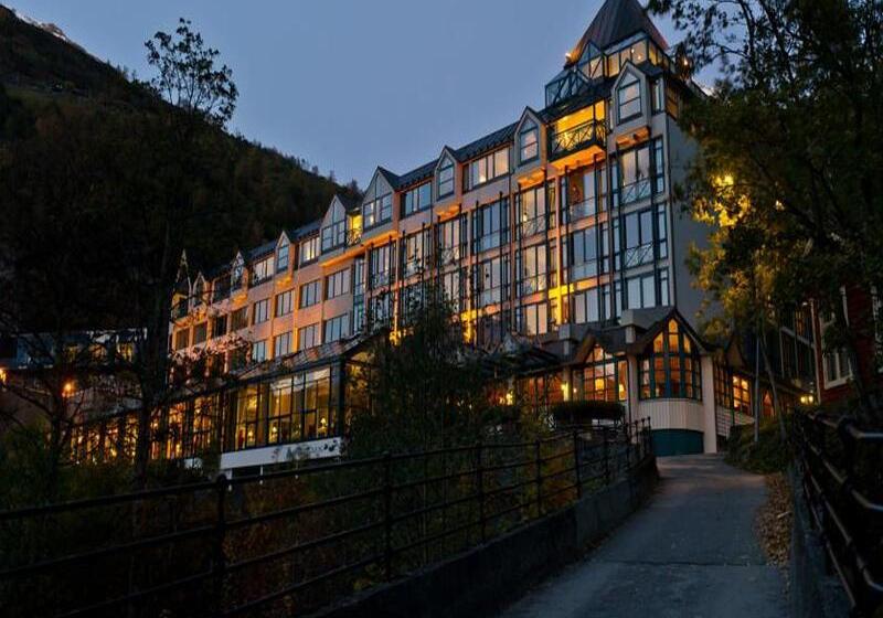 בית מלון כפרי Union Geiranger Bad & Spa