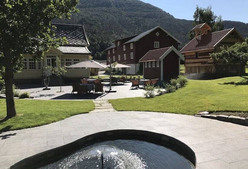 בית מלון כפרי Walaker