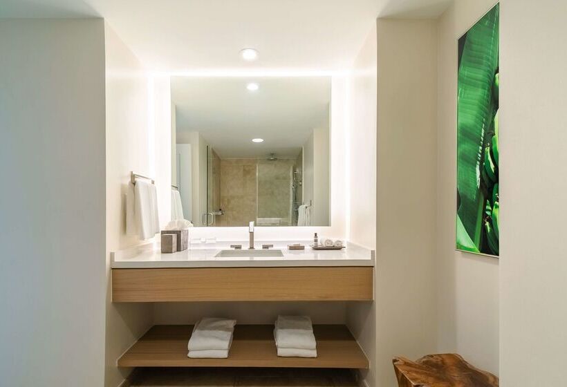 Hyatt Regency Aruba Resort & Casino