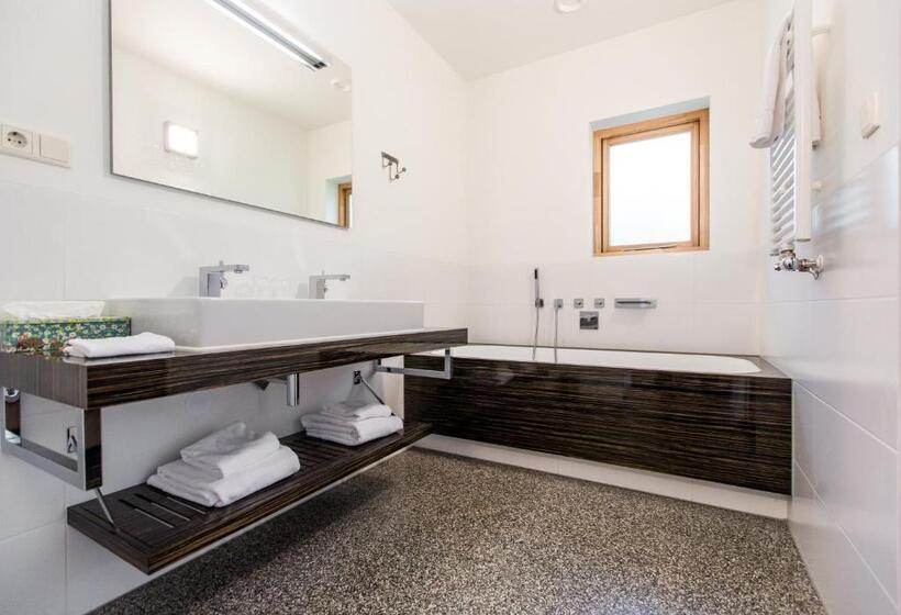 Relais & Chateaux Hotel Landgoed Het Roode Koper