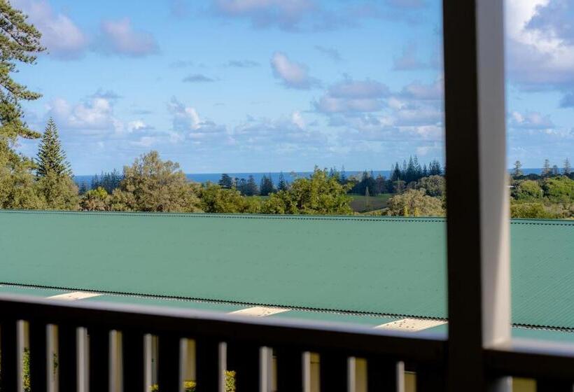 South Pacific Resort