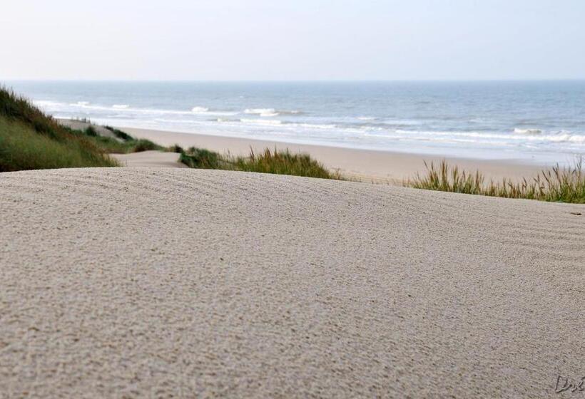 Strandhotel De Vassy