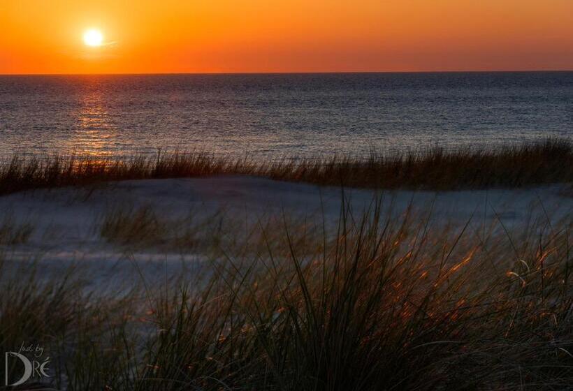 Strandhotel De Vassy