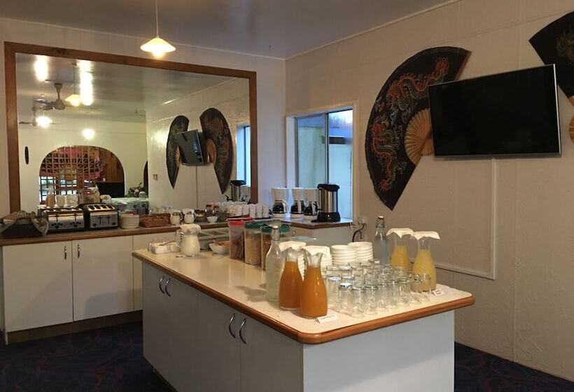 The Polynesian Apartments