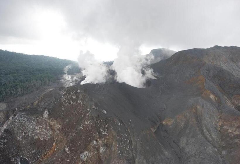 Walindi Plantation Resort