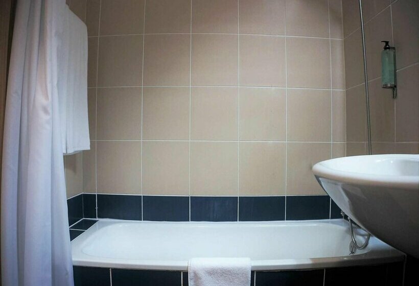 Azoris Angra Garden - Plaza Hotel