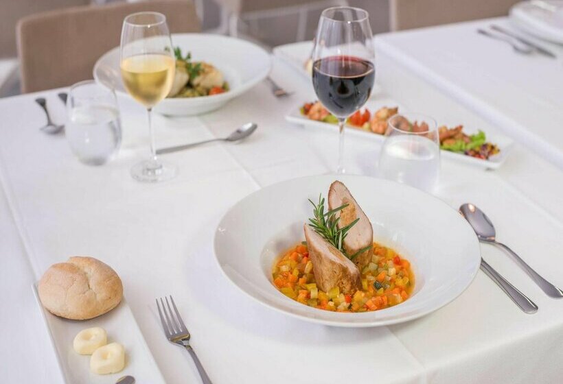 Azoris Angra Garden - Plaza Hotel